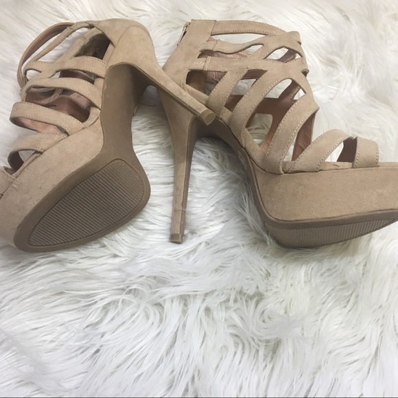 Nude heels - Picture 2 of 5